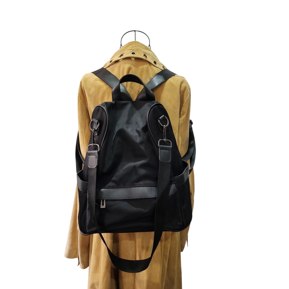 Cheruty Black Nylon Convertible Backpack Shoulder Bag Travel minimalist Gorpcore